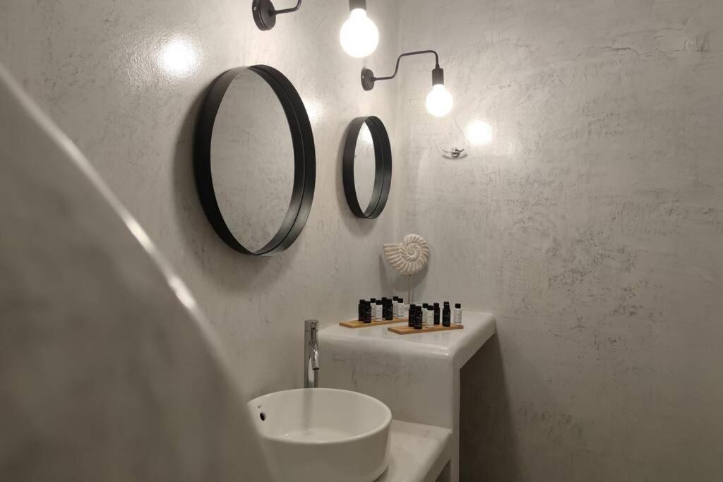 Eolia Luxury Suites Andros Batsíon Exterior foto